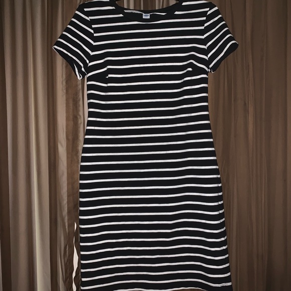 Old Navy Dresses & Skirts - Black and White Striped Dress
